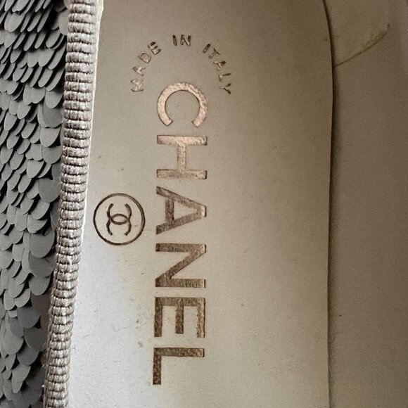 Chanel silver sequin CC smoking slip ons size 38 - Picture 6 of 9